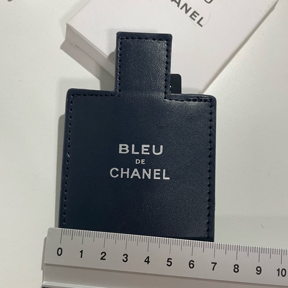 Chanel Bleu De  Comb Set - Picture 11 of 12